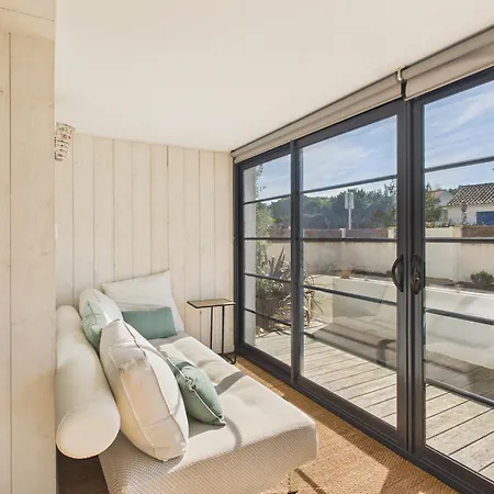 빌라 Maison Pour 10 Avec Piscine Chauffee