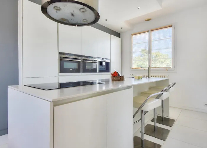 Βίλα Maison Pour 10 Avec Piscine Chauffee La Barre-de-Monts