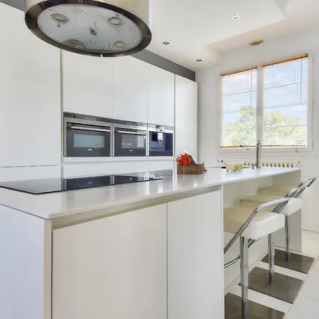 빌라 Maison Pour 10 Avec Piscine Chauffee 라 바르-드-몽