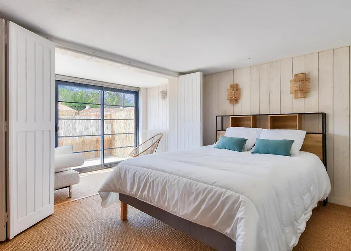 Maison Pour 10 Avec Piscine Chauffee Willa La Barre-de-Monts